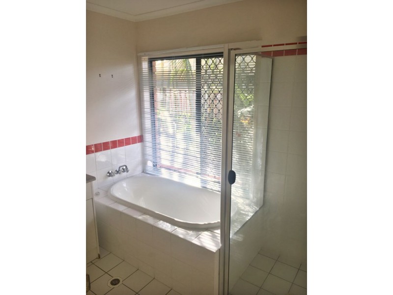 18 Taltarni Circuit, Mitchelton QLD 4053