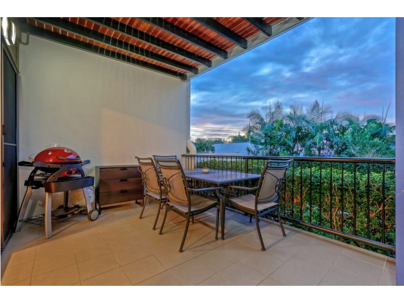 1/2180 Logan Road, Upper Mount Gravatt QLD 4122