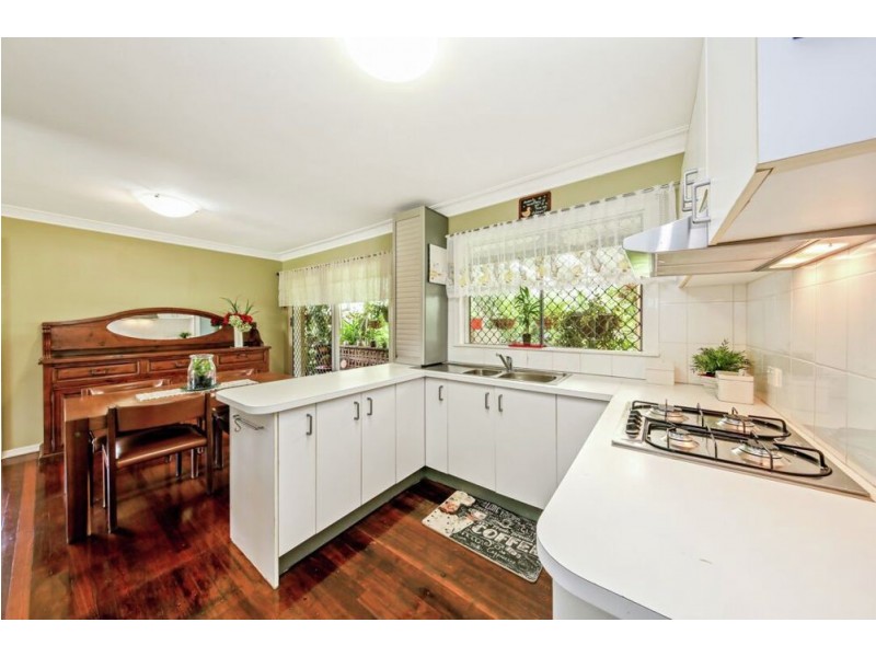 17 Kordick Street, Carina QLD 4152