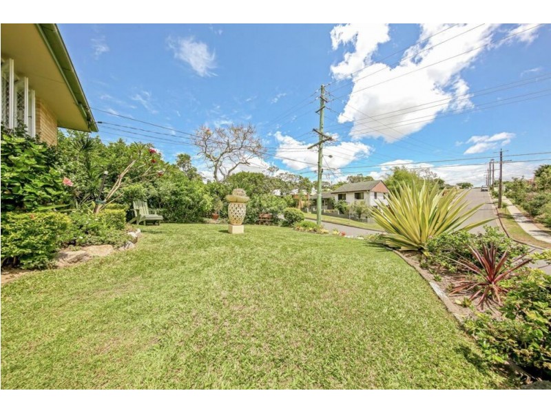 17 Kordick Street, Carina QLD 4152