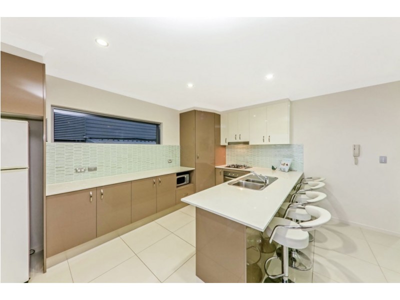 1/53 Douglas Street, Greenslopes QLD 4120