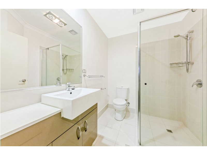 1/53 Douglas Street, Greenslopes QLD 4120