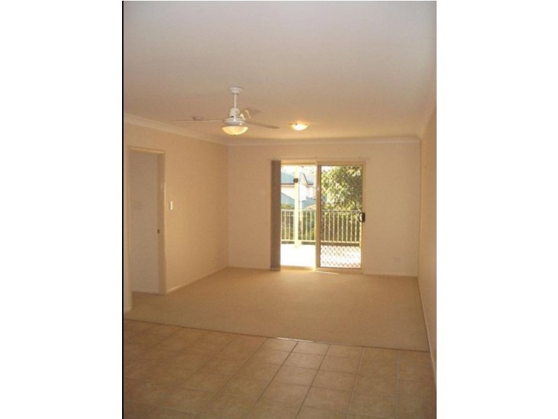 3 16 Flavelle Street, Carina QLD 4152