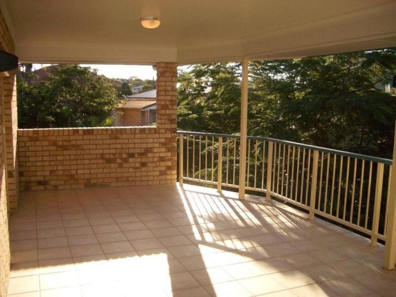 3 16 Flavelle Street, Carina QLD 4152