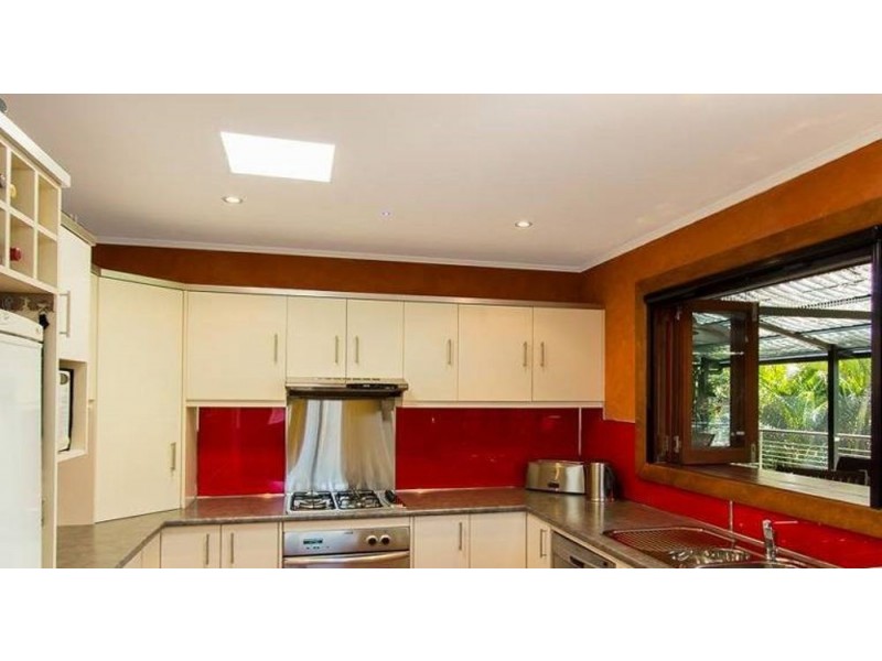 34 Mee Street, Carina QLD 4152