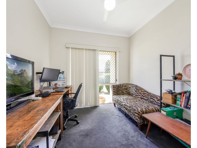 19 Oleander Place, Carindale QLD 4152
