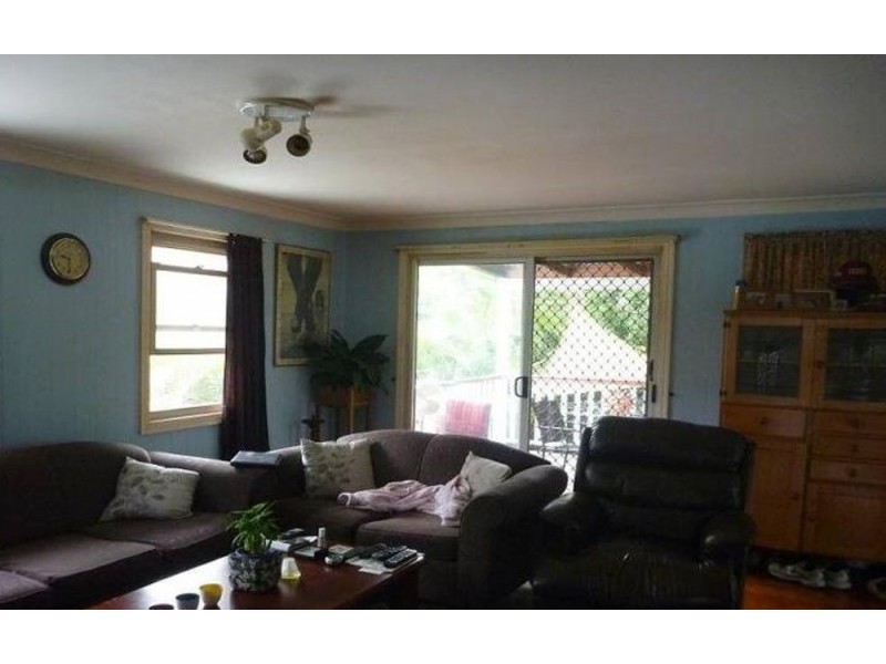 17 Main Avenue, Coorparoo QLD 4151