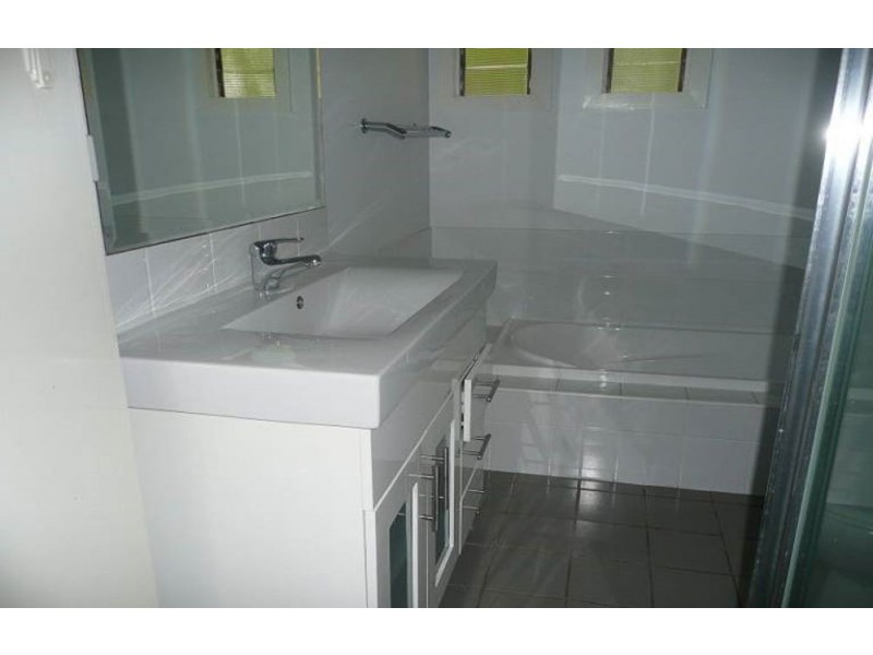 20 Durimbil Street, Camp Hill QLD 4152