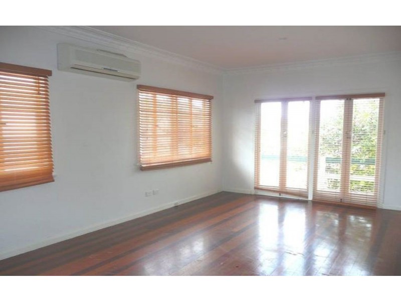 20 Durimbil Street, Camp Hill QLD 4152