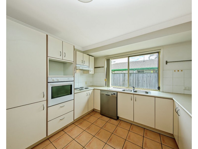 26 Torquay Cres, Tingalpa QLD 4173