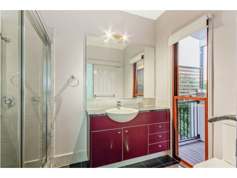 28 Bilyana Street, Balmoral QLD 4171