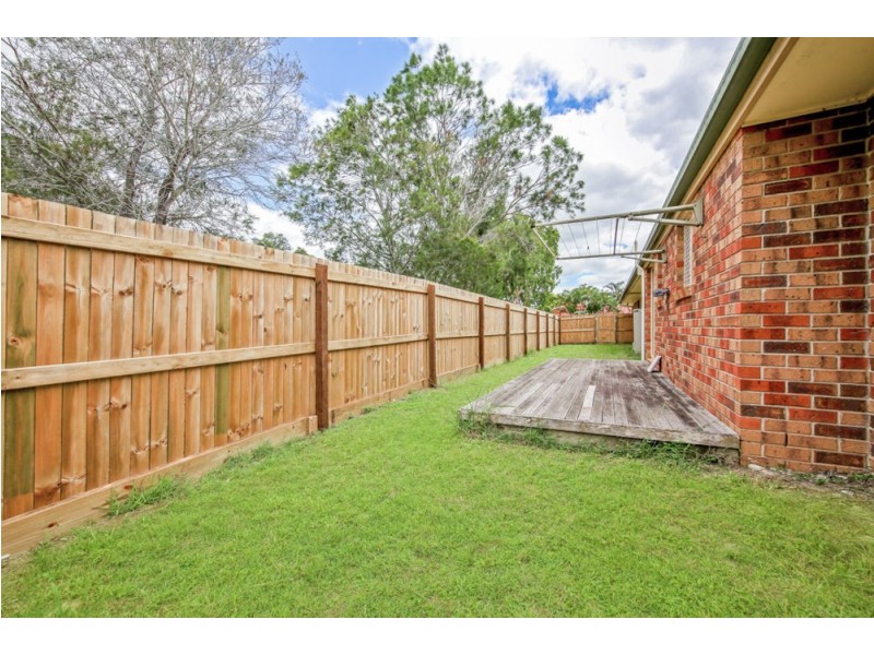 11 Kilsay Crescent, Meadowbrook QLD 4131