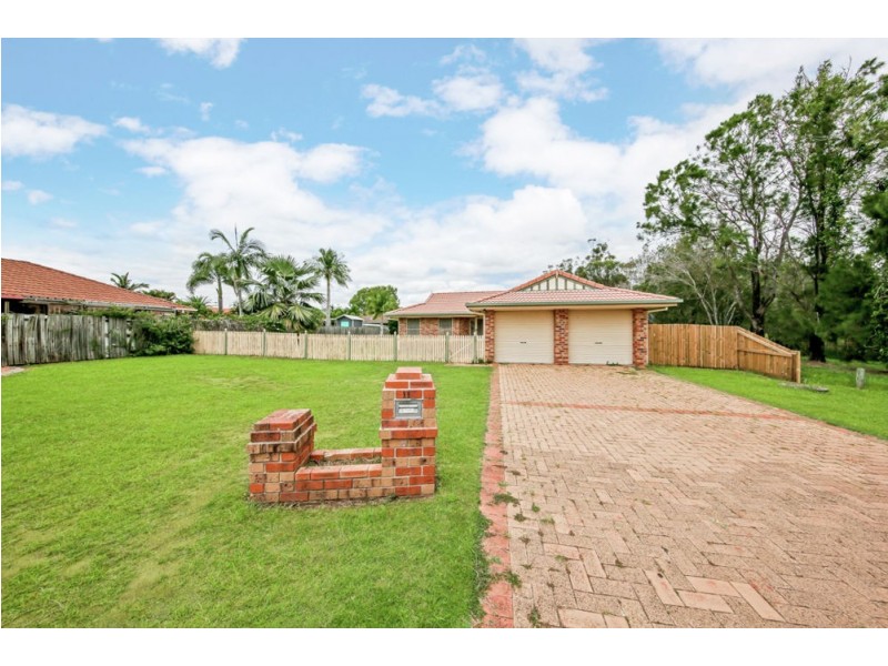 11 Kilsay Crescent, Meadowbrook QLD 4131