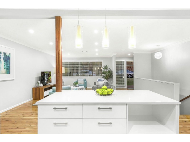 34 Lewana Street, Mansfield QLD 4122