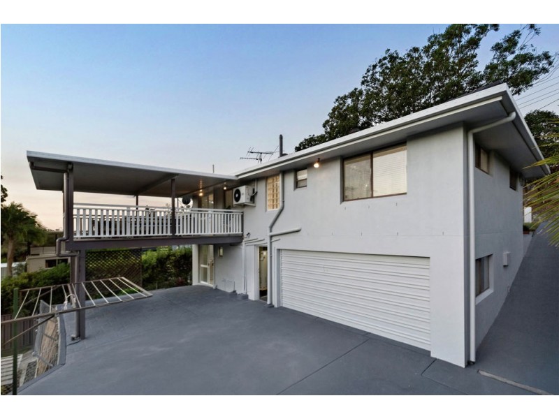 34 Lewana Street, Mansfield QLD 4122