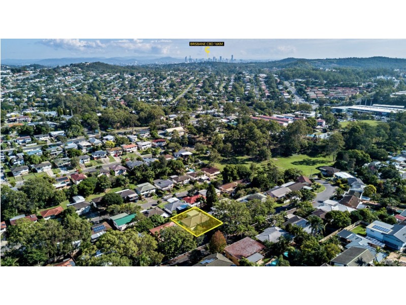 34 Lewana Street, Mansfield QLD 4122