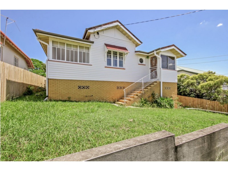 15 hawdon Street, Wilston QLD 4051