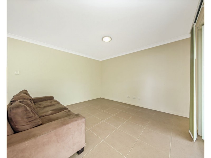 1/87 Emsworth St, Wynnum QLD 4178