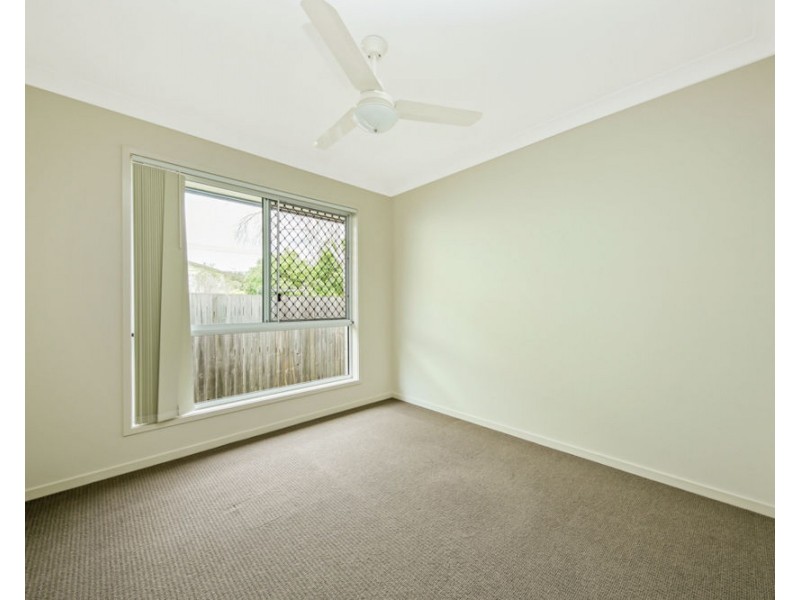 1/87 Emsworth St, Wynnum QLD 4178