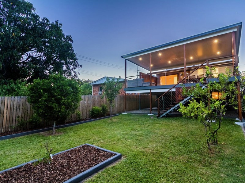 3 Bower Street, Annerley QLD 4103