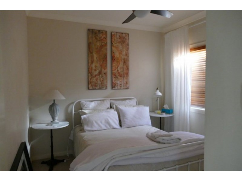 68 Temple Street, Coorparoo QLD 4151