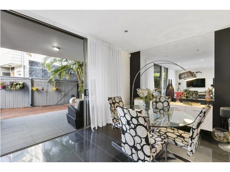 1/48 Addison Avenue, Bulimba QLD 4171