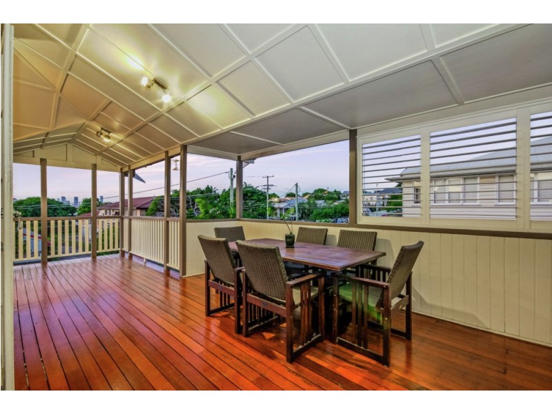 51 Douglas Street, Greenslopes QLD 4120