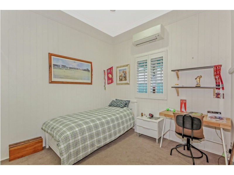 51 Douglas Street, Greenslopes QLD 4120