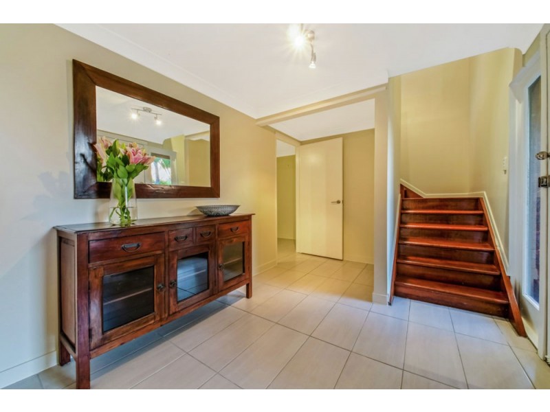 11 Colombo Street, Wishart QLD 4122