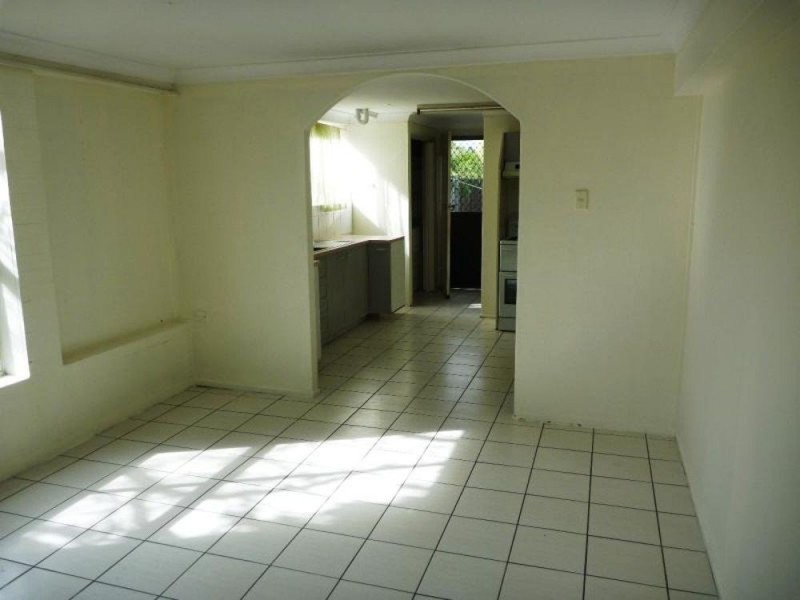 28A Hector Road, Holland Park QLD 4121