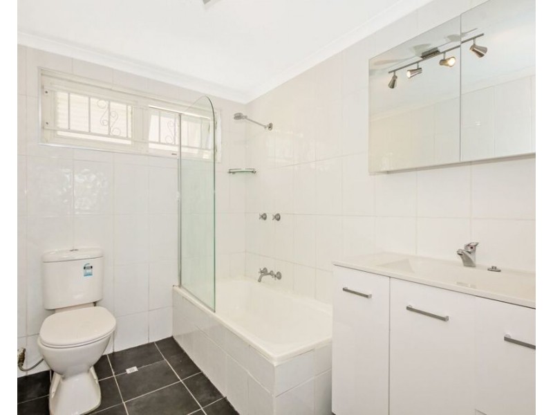 6/170 Old Cleveland Road, Coorparoo QLD 4151