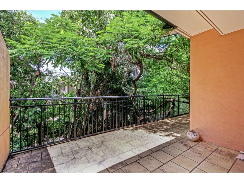 2/88 Marquis Street, Greenslopes QLD 4120