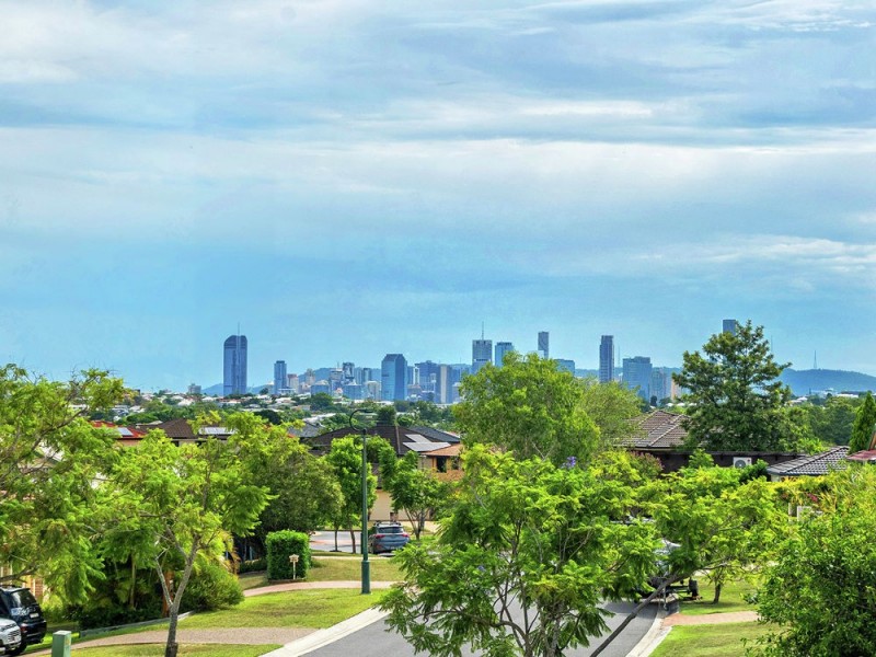 27 Winton Crescent, Murarrie QLD 4172