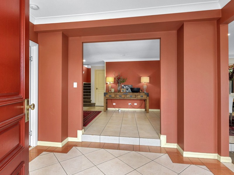 27 Winton Crescent, Murarrie QLD 4172