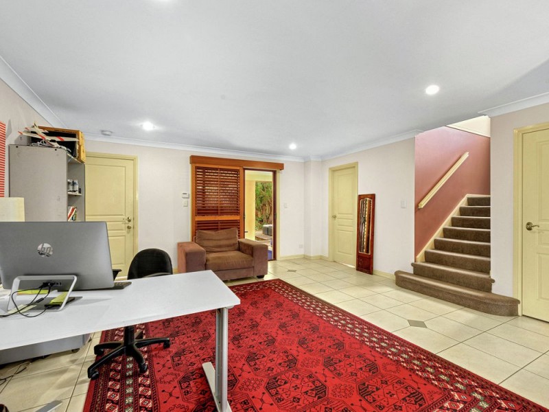 27 Winton Crescent, Murarrie QLD 4172