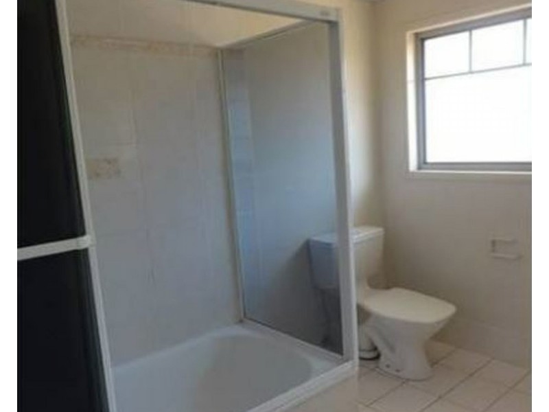 13/10 Lawrence Close, Robertson QLD 4109
