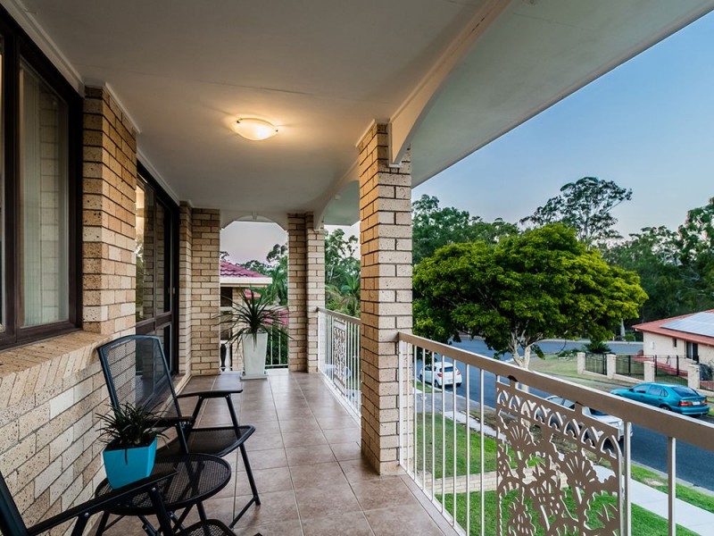 18 Remsen Street, Wishart QLD 4122