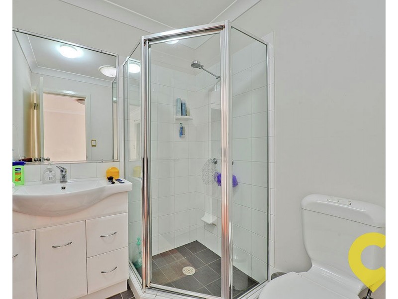 4/33 Derby Street, Coorparoo QLD 4151