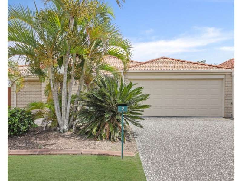 2 Holland Place, Carindale QLD 4152