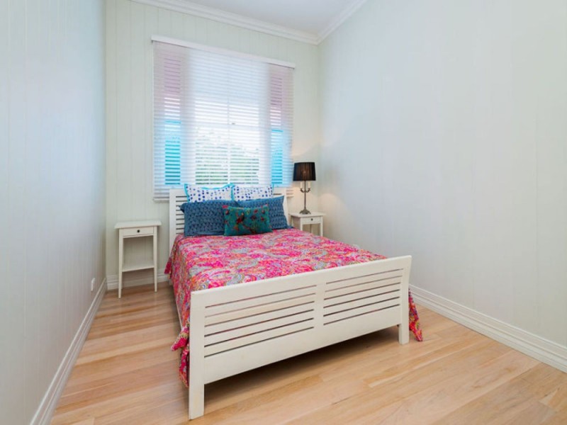 9 Edgar Street, East Brisbane QLD 4169