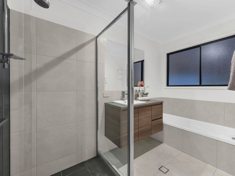 72A Maughan Street, Carina Heights QLD 4152