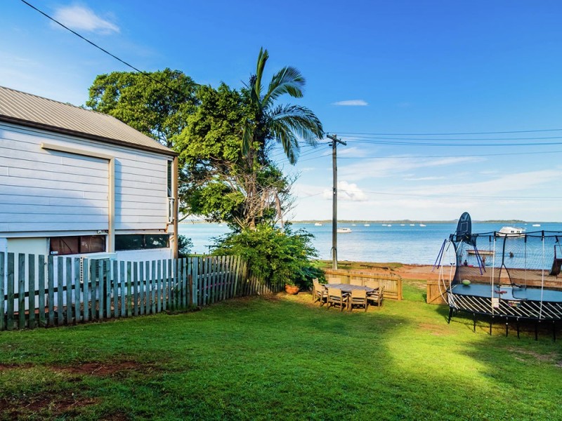 8 Wilson Lane, Victoria Point QLD 4165