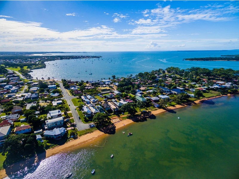 8 Wilson Lane, Victoria Point QLD 4165