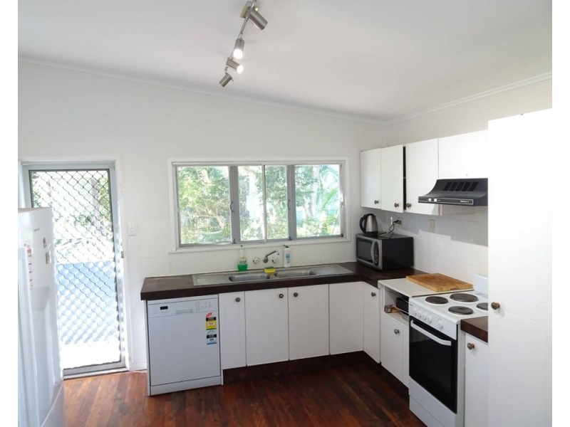 44 Park Road West, Dutton Park QLD 4102