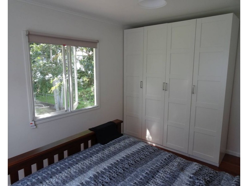 44 Park Road West, Dutton Park QLD 4102