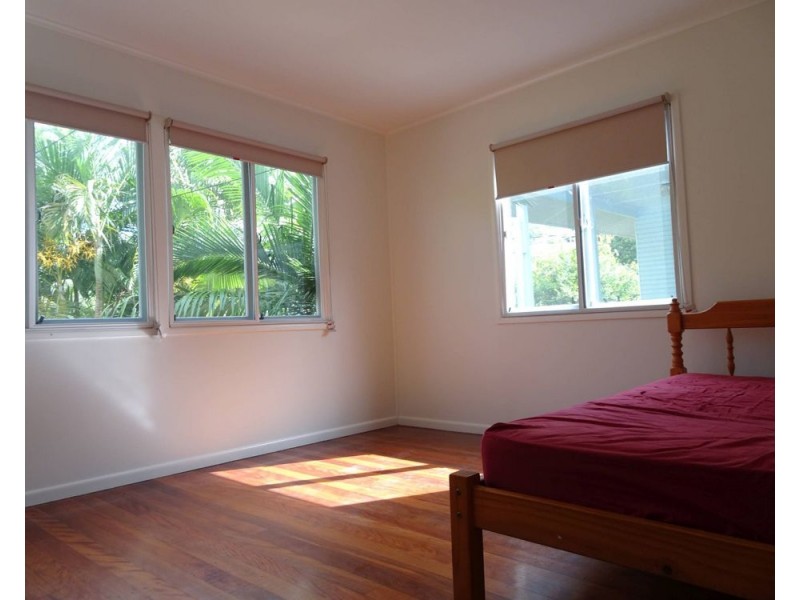 44 Park Road West, Dutton Park QLD 4102