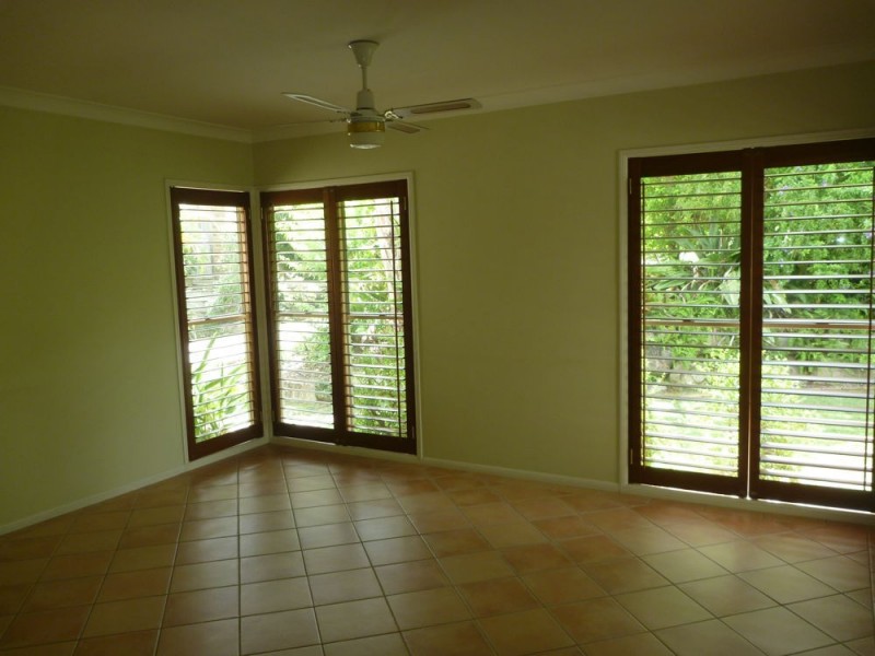 17 Gilgo Street, Wishart QLD 4122