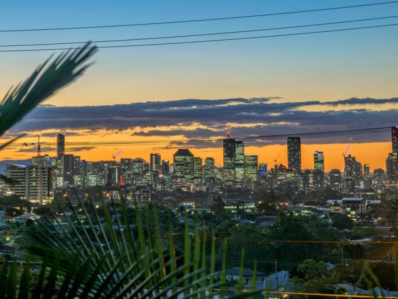 8 Spica Street, Coorparoo QLD 4151