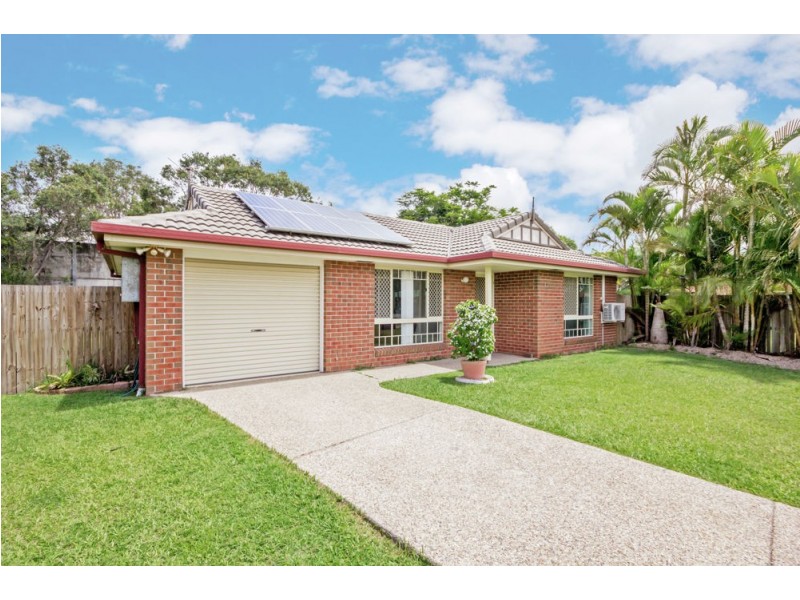 6 Lanjak Place, Tanah Merah QLD 4128