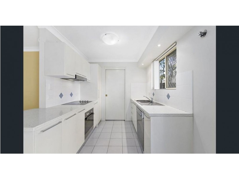2/15 Howsan Street, Mount Gravatt East QLD 4122